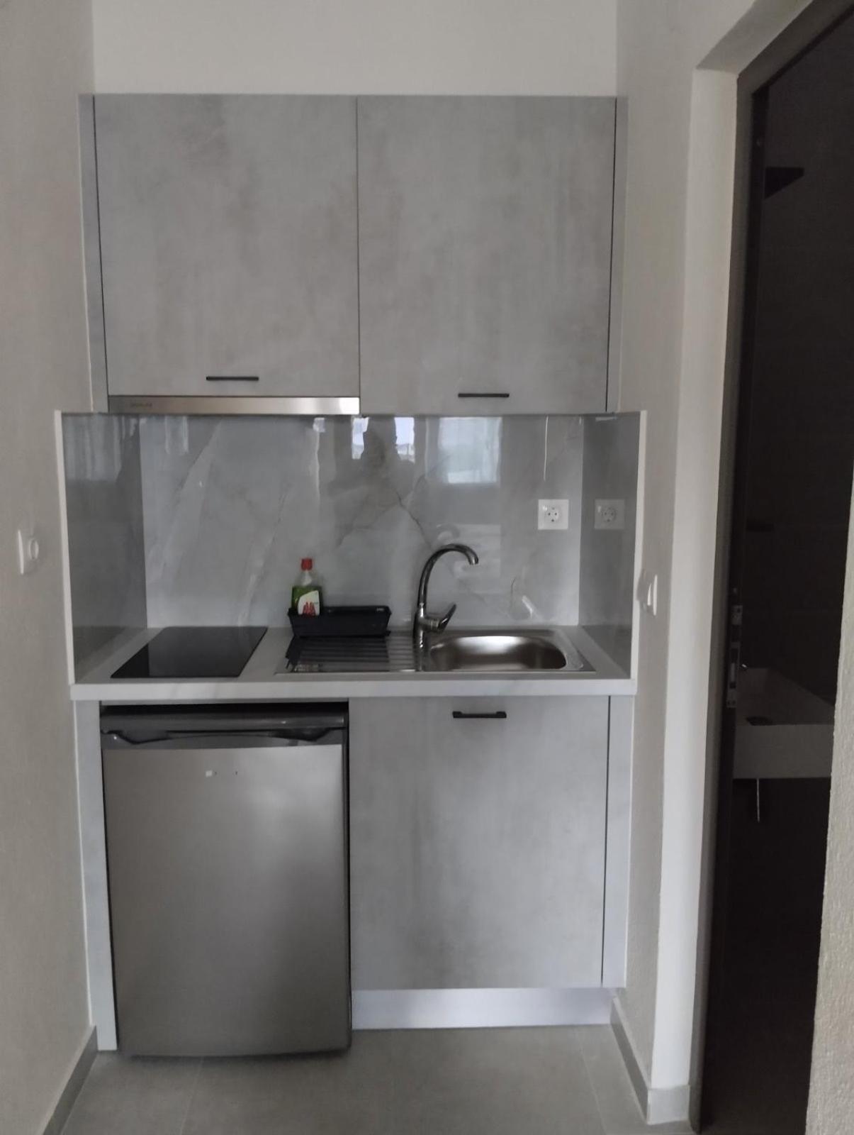 Daniela Apartments Nea Roda Dış mekan fotoğraf