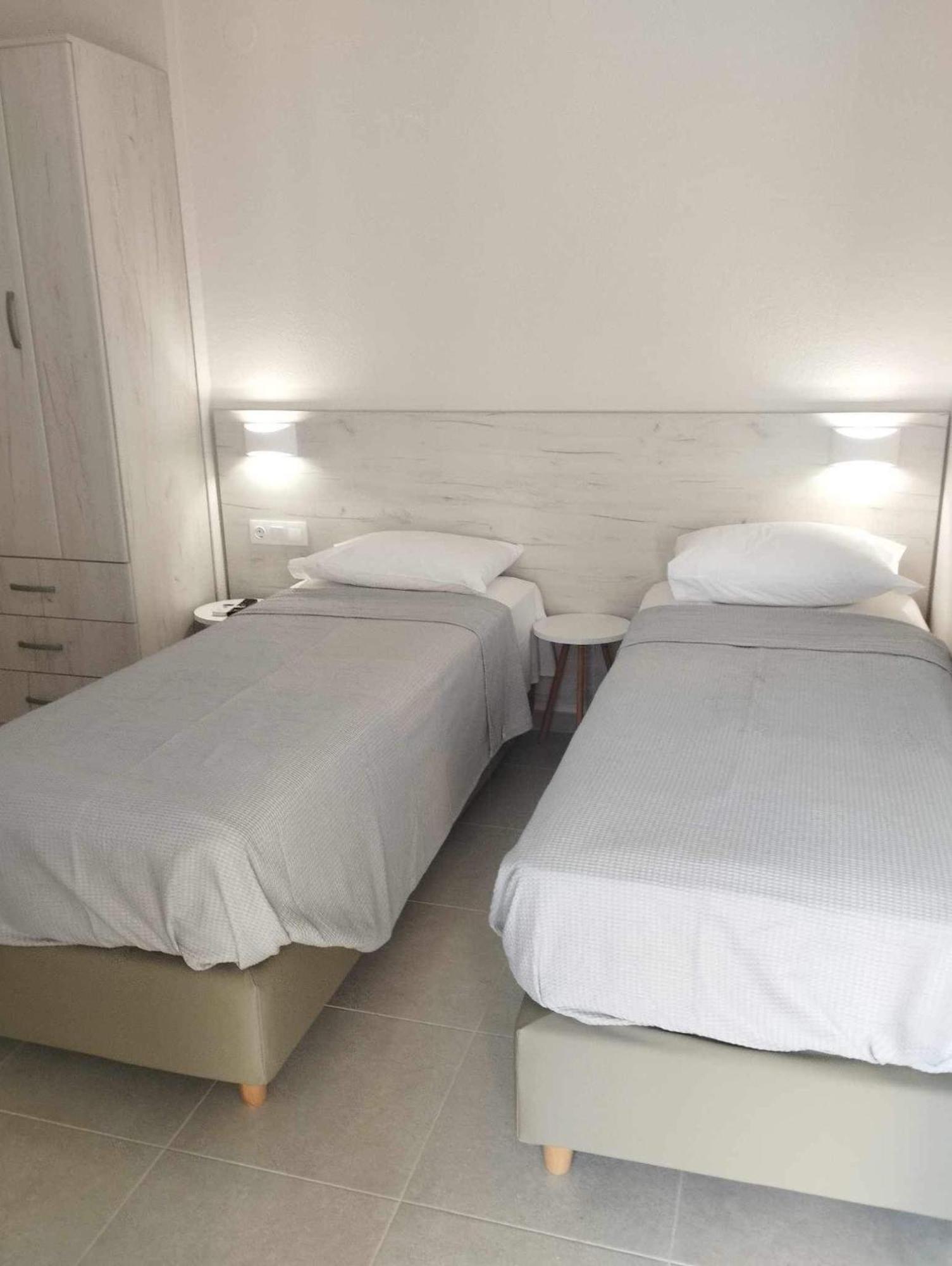 Daniela Apartments Nea Roda Dış mekan fotoğraf