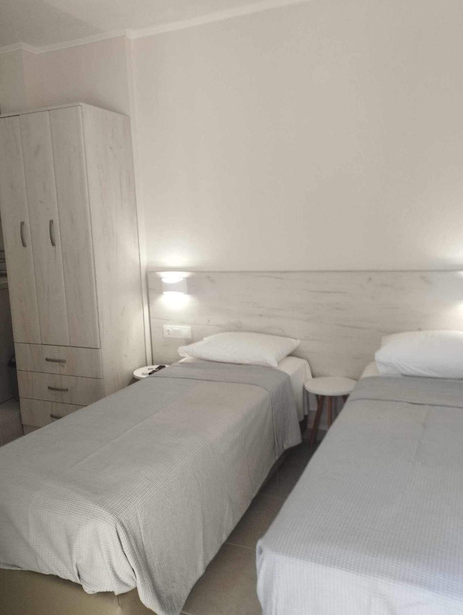Daniela Apartments Nea Roda Dış mekan fotoğraf
