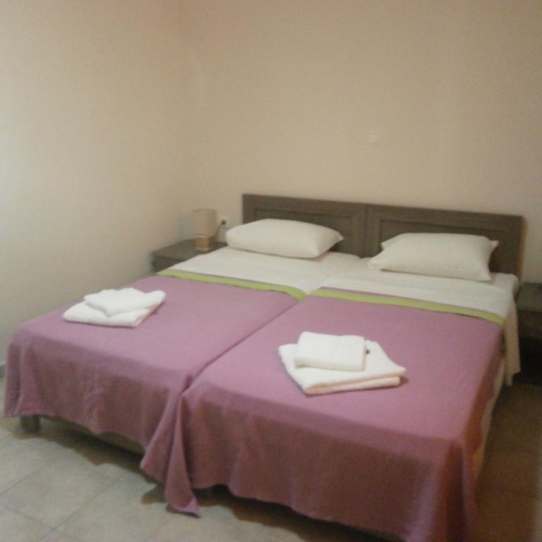 Daniela Apartments Nea Roda Dış mekan fotoğraf
