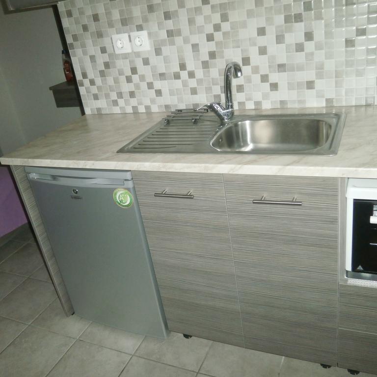 Daniela Apartments Nea Roda Dış mekan fotoğraf