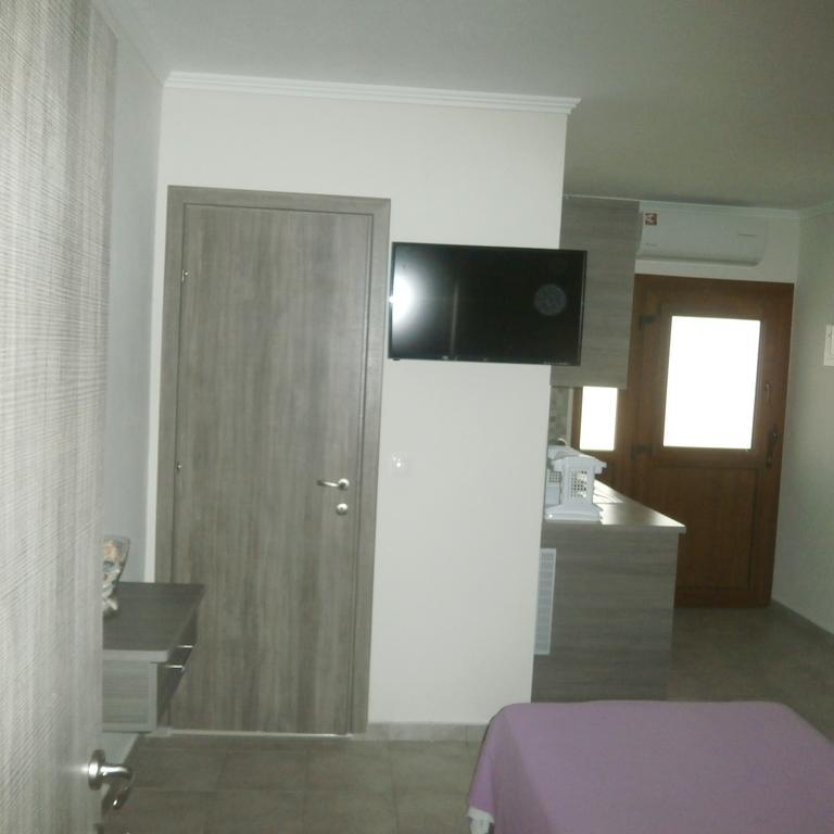 Daniela Apartments Nea Roda Dış mekan fotoğraf